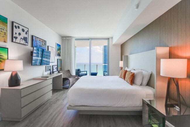 Building Photo - 4111 S Ocean Dr