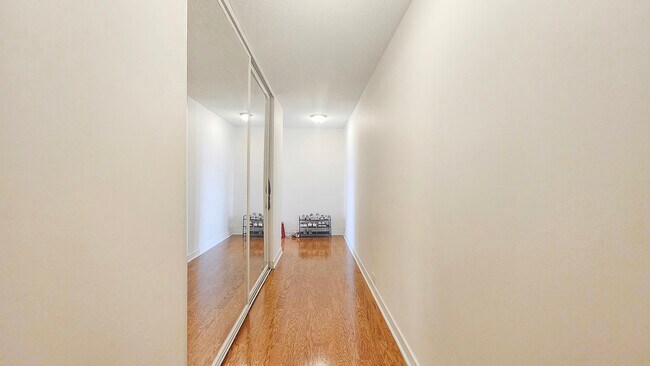 Building Photo - 405 N Wabash Ave