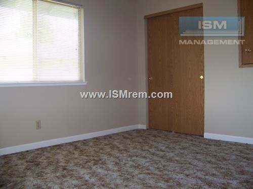 Building Photo - Heather Ridge Apartments