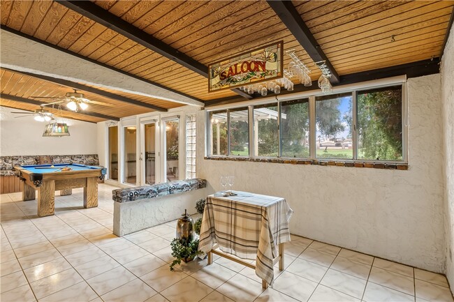 Building Photo - 2687 Country Club Dr