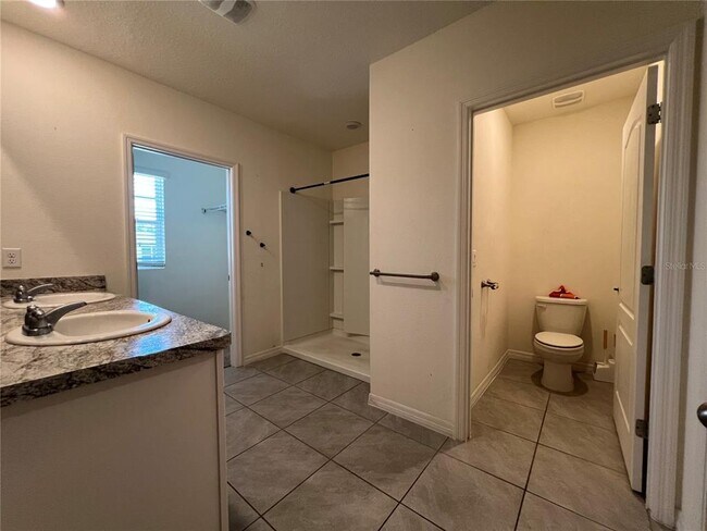 Building Photo - 1378 Fox Squirrel Dr