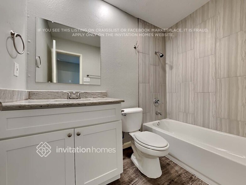 Building Photo - 8718 Linda Vista Dr