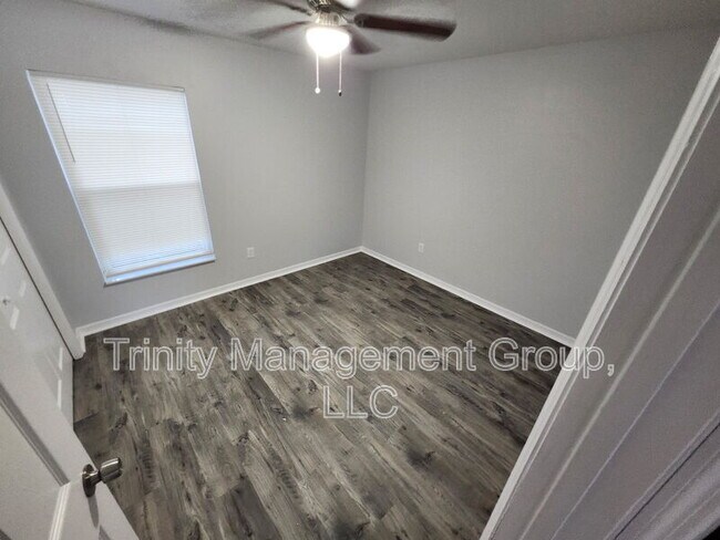 Building Photo - 9095 E China Grove Ln