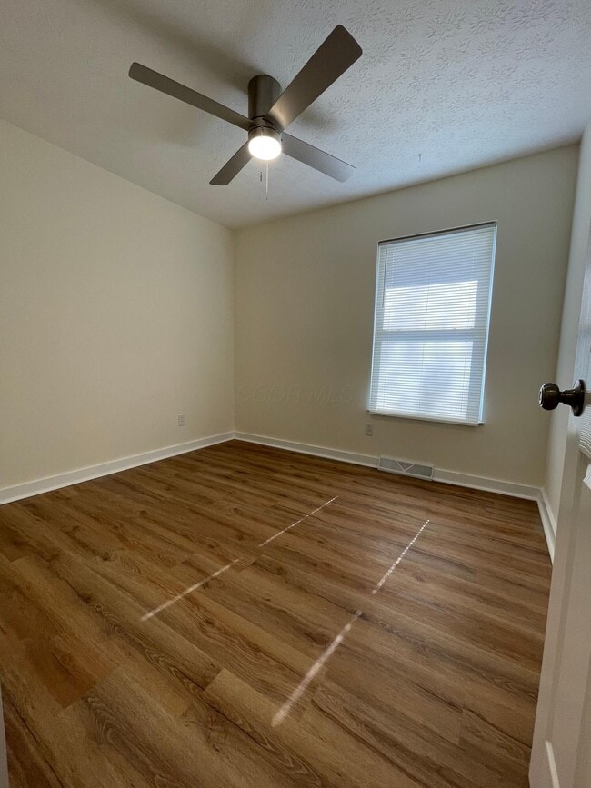 Building Photo - 6542 Red Coach Ln