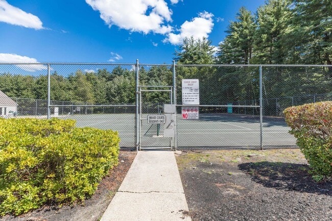 Building Photo - 608 Springbrook Cir