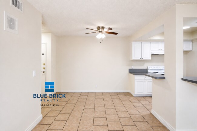 Building Photo - 451 S Harvard Blvd