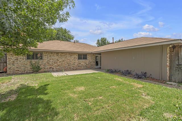 Building Photo - 1504 Wood Creek Dr