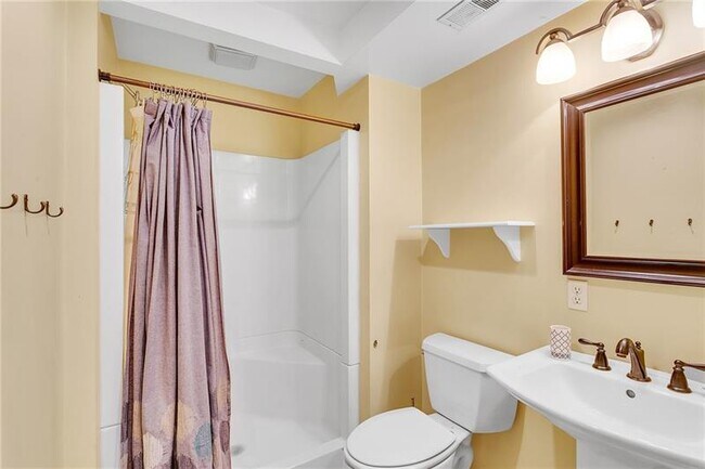 Building Photo - 3127 Josephine St