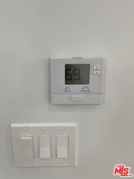 Building Photo - 212 E 29th St