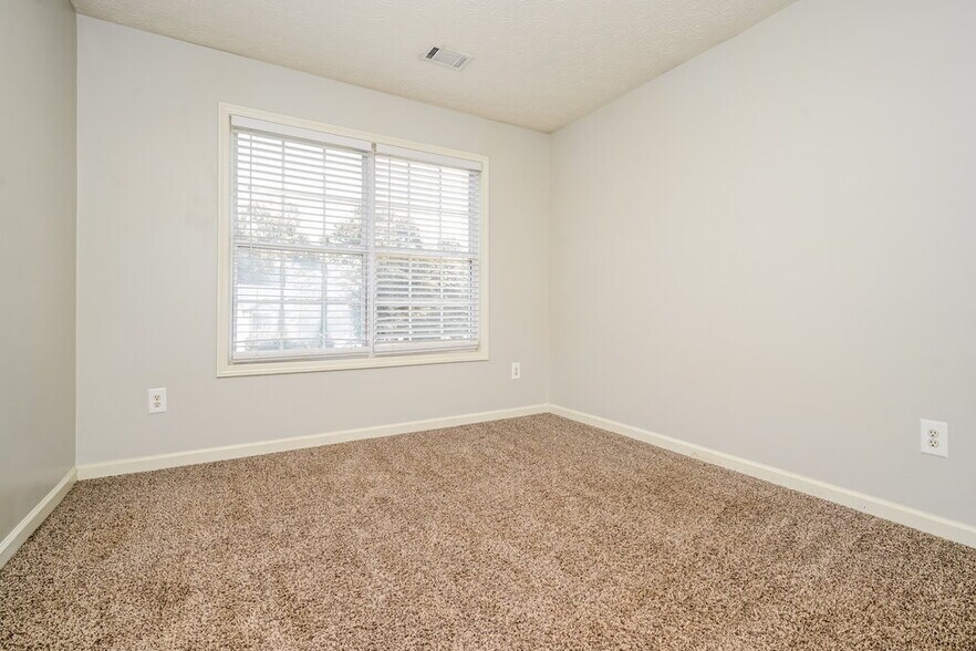 Building Photo - 125 Cheyenne Dr