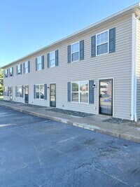 Building Photo - 110 Bright St