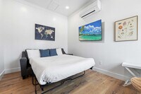 Building Photo - 928 Whelk Ct