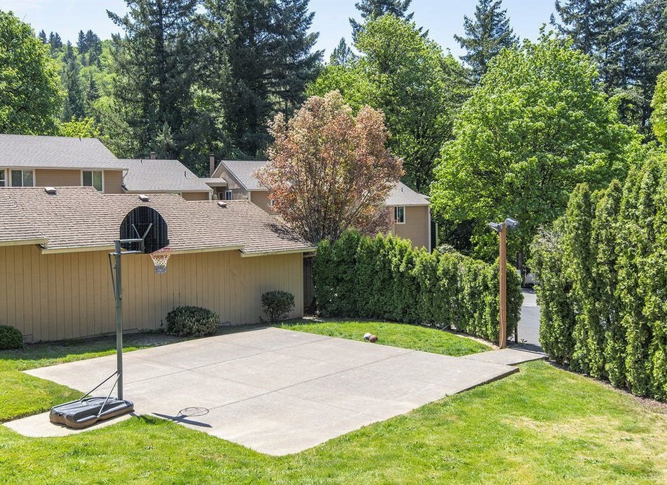 Building Photo - 12458 SE 110th Ct