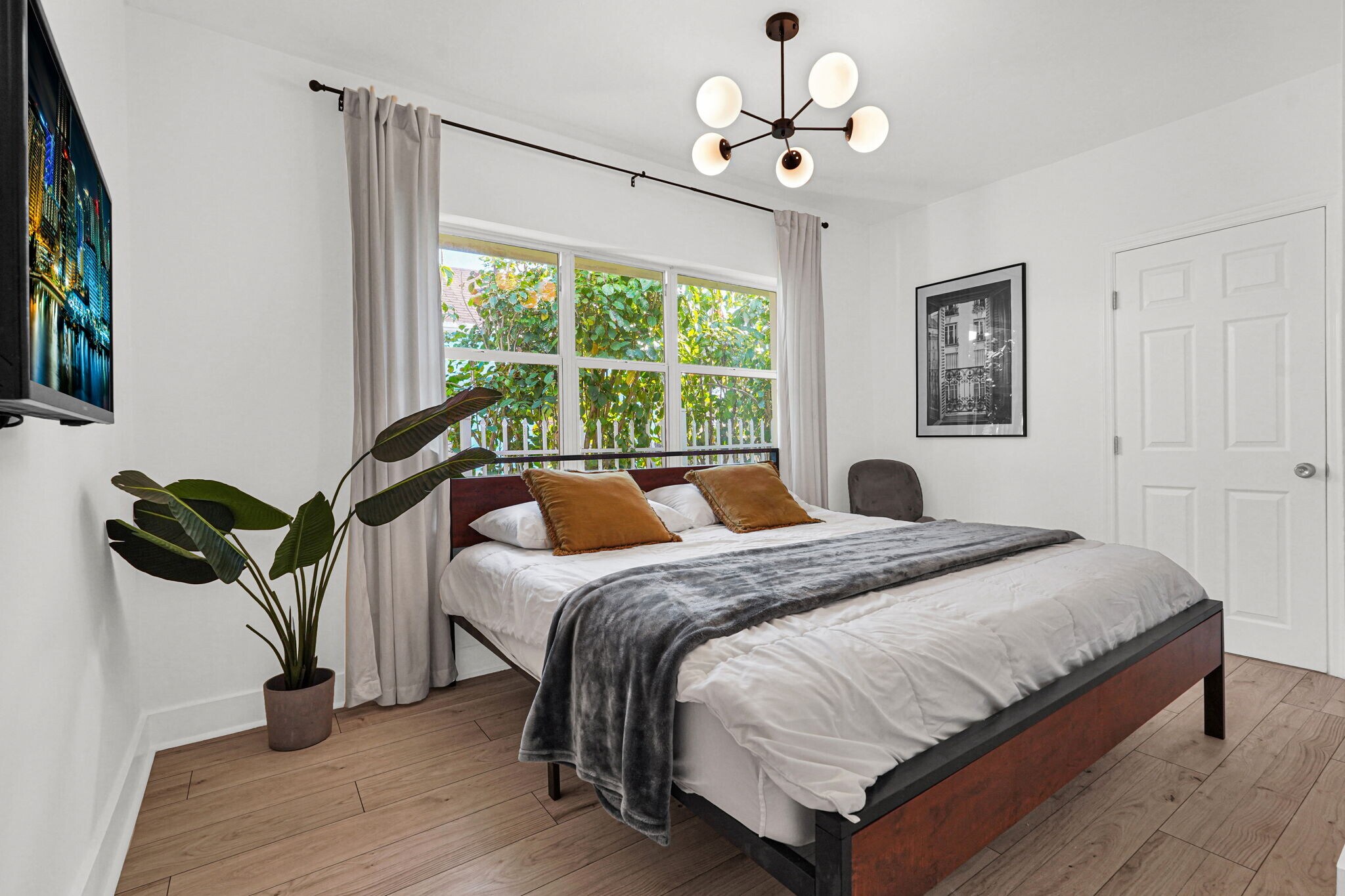 Building Photo - 37 NW 47th St