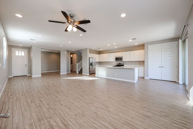 Building Photo - MOVE IN SPECIALS!! Recently Built Home in ...