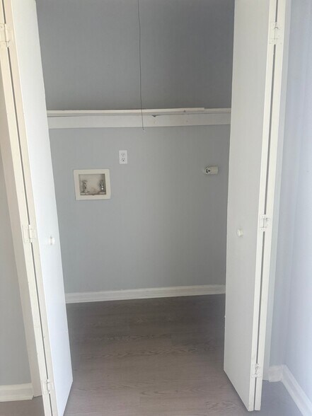 Building Photo - 16 Duiguid Dr