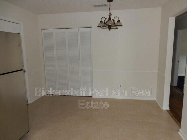 Building Photo - 6734 Dorsey Dr