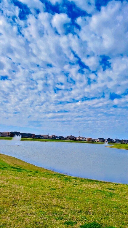 Building Photo - 8626 Willet St