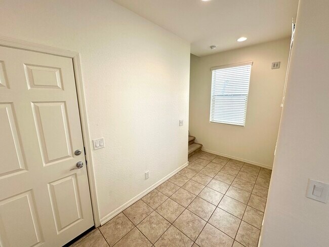 Building Photo - Adorable Bungalows at Cooley Station home!