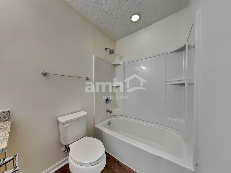 Building Photo - 1395 Apple Farm Dr