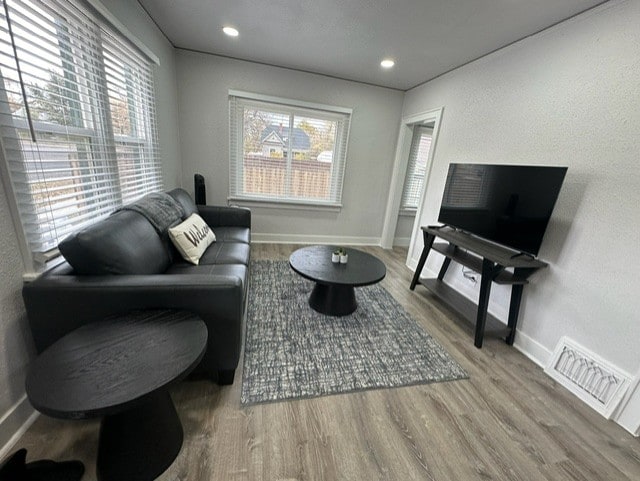 Building Photo - 2617 Snyder Ave