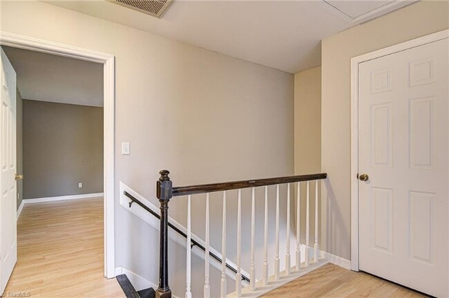 Building Photo - 1508 Trinity Garden Cir