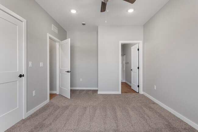 Building Photo - 3133 County Rd 600 E