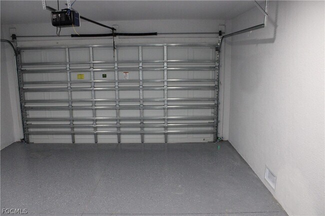 Building Photo - 4607 NW 31st Terrace