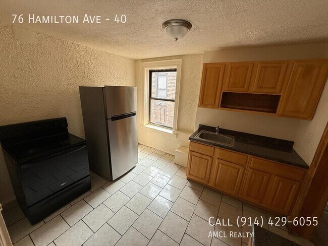Building Photo - 76 Hamilton Ave