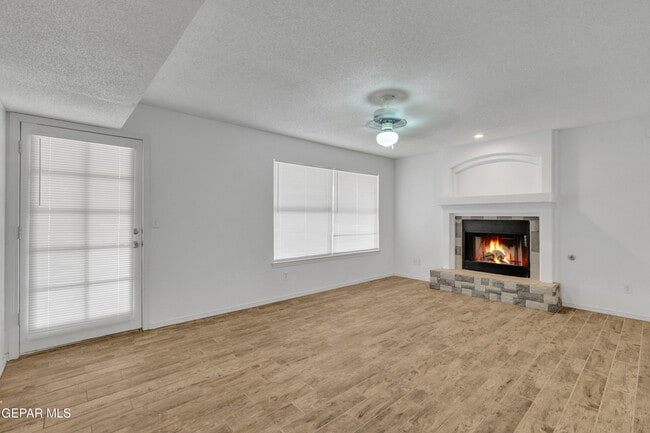 Building Photo - 6096 Pecan Park Pl