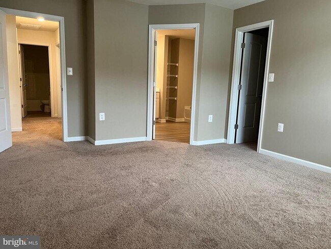 Building Photo - 104 Rappahannock Run