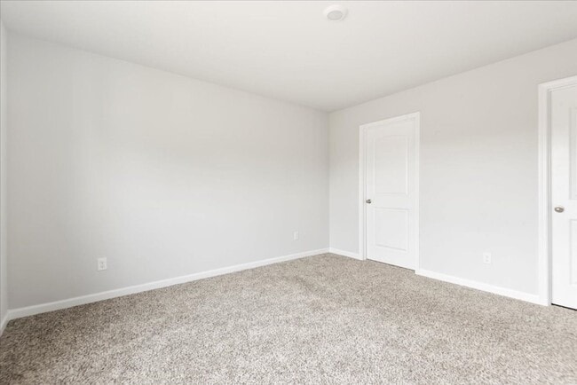 Building Photo - Cullman City Limits - pet friendly