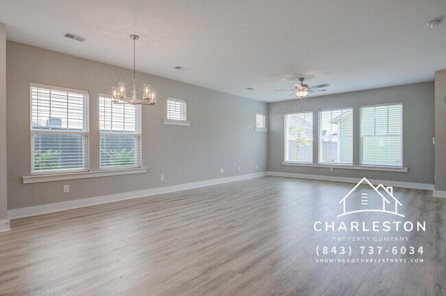 Building Photo - 117 Archdale St