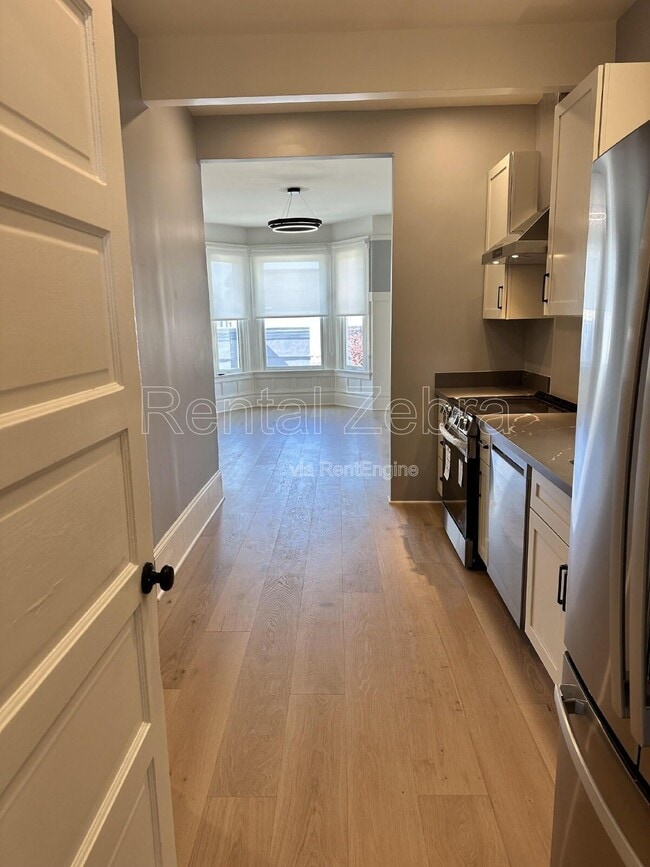 Building Photo - 1192 Pacific Ave