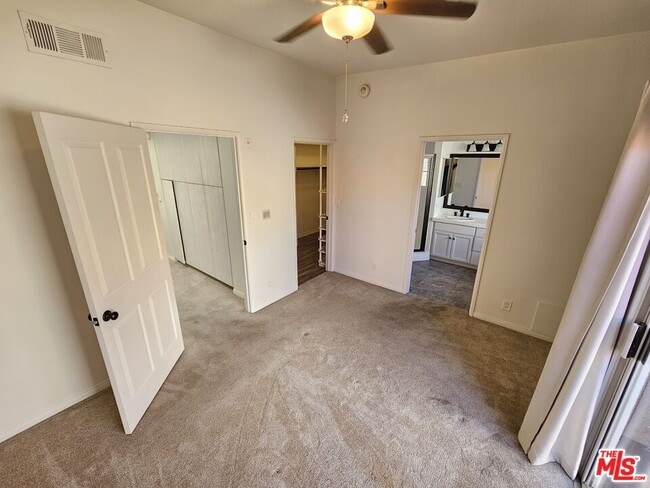 Building Photo - 1957 N Bronson Ave