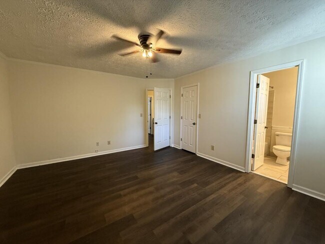 Building Photo - 2978 Lexington Trace Dr