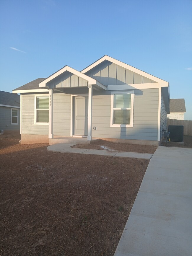 Building Photo - 2314 Dust Devil Dr