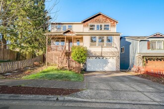 Building Photo - Beautiful 5 bed, 3 bath rental home in North Central, Gresham!