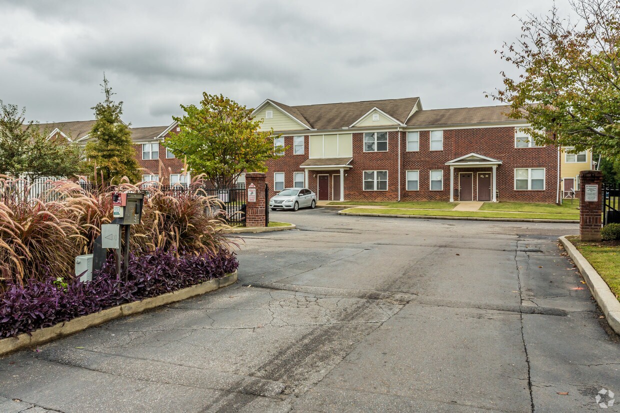 Cane Creek Apartments Memphis