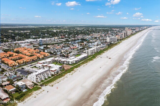Building Photo - 2329 Costa Verde Blvd