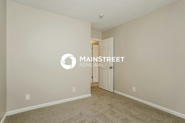 Building Photo - 3 Bedroom Pet-Friendly Home in Raleigh, NC with Main Street Renewal
