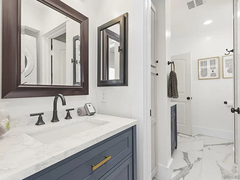 Building Photo - 3315 Gregory St