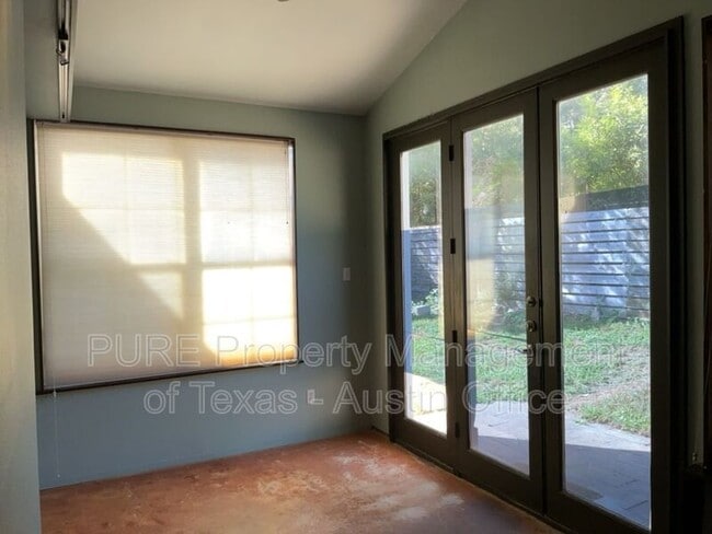 Building Photo - 6005 Avery Island Ave