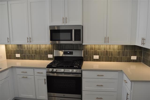 Building Photo - 2553 Huxley Mews