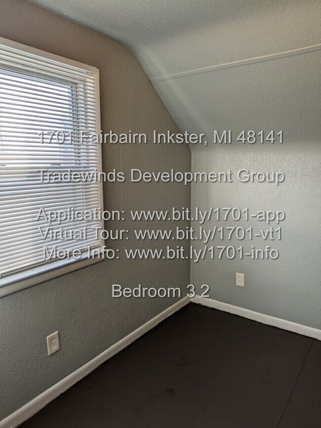 Building Photo - 1701 Fairbairn St