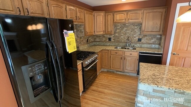 Building Photo - 5435 Lions Gate Lane