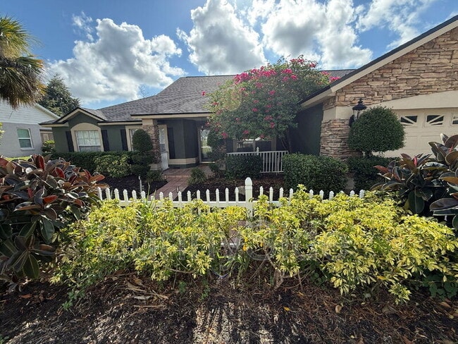 Building Photo - 1617 Nectarine Trail