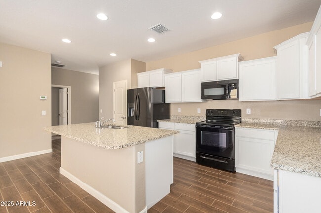 Building Photo - 23882 W Ripple Rd