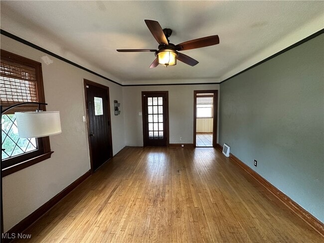 Building Photo - 33 Marlindale Ave