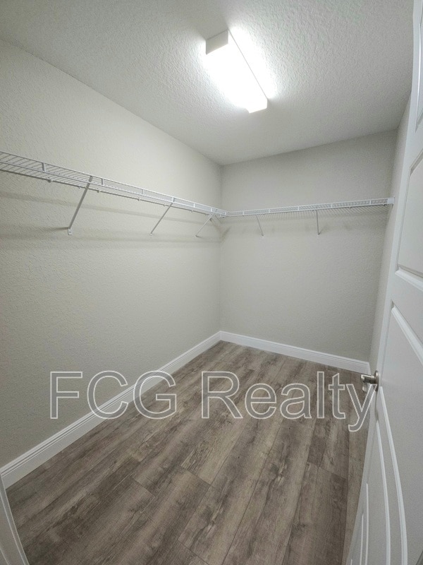 Building Photo - 9115 N Sandree Dr